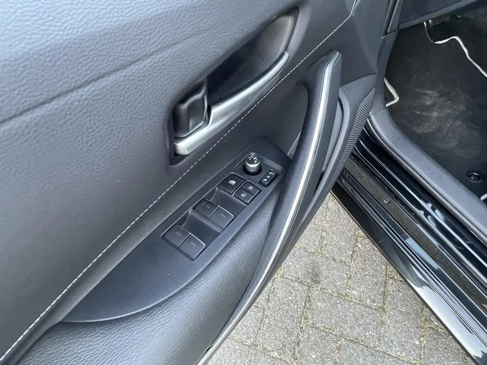 Toyota Corolla 1.8 Hybrid Style uit 2019, foto 5