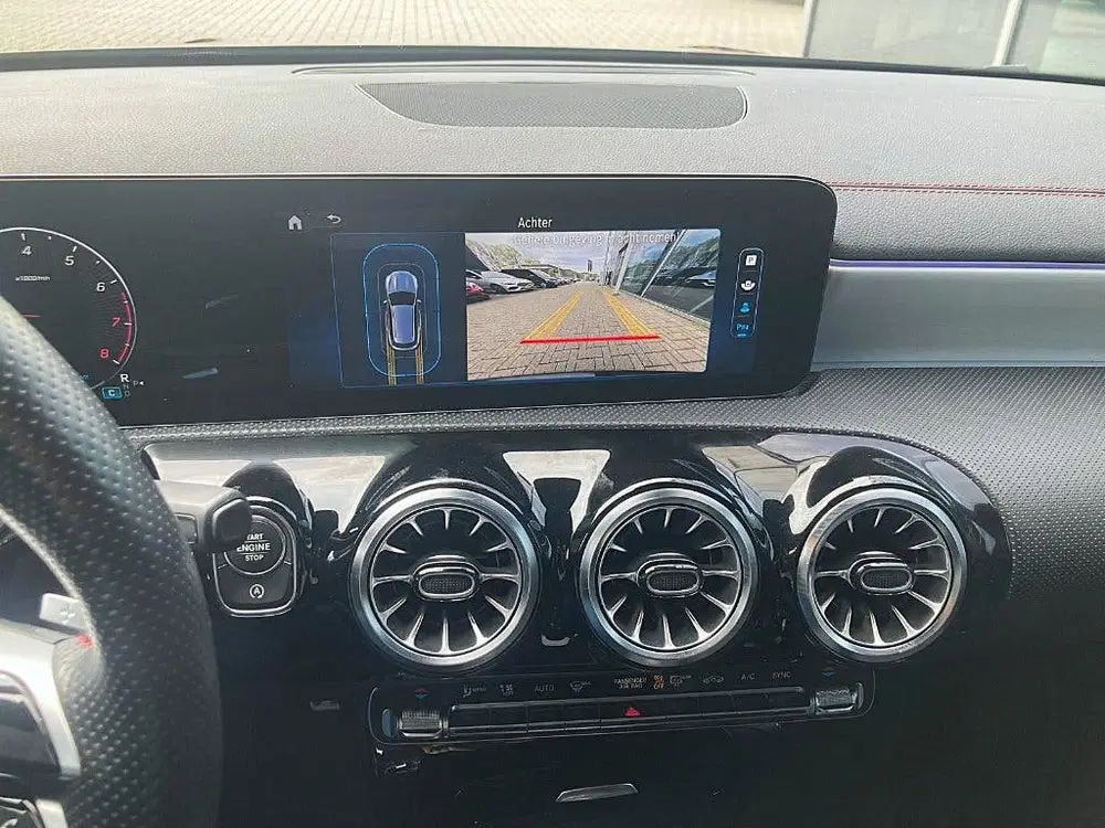 Mercedes-Benz CLA CLA 180 136pk AMG uit 2021, foto 10
