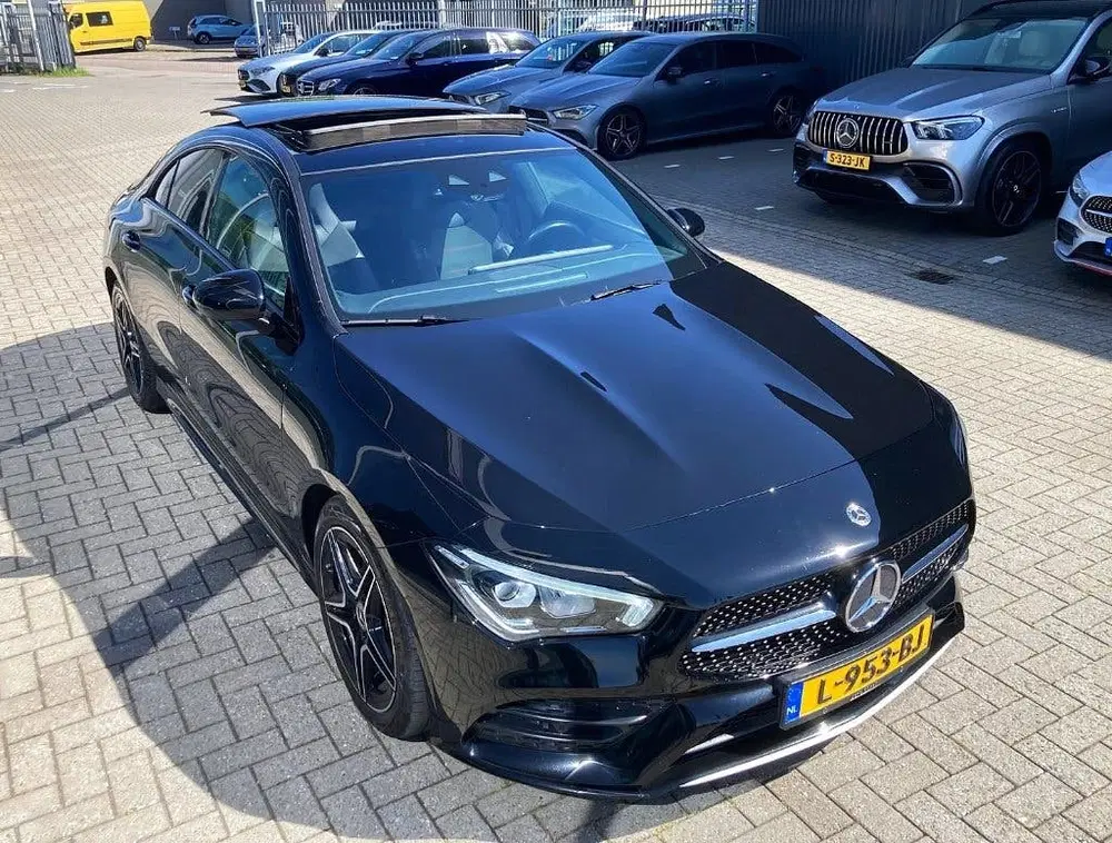 Mercedes-Benz CLA CLA 180 136pk AMG uit 2021, foto 7