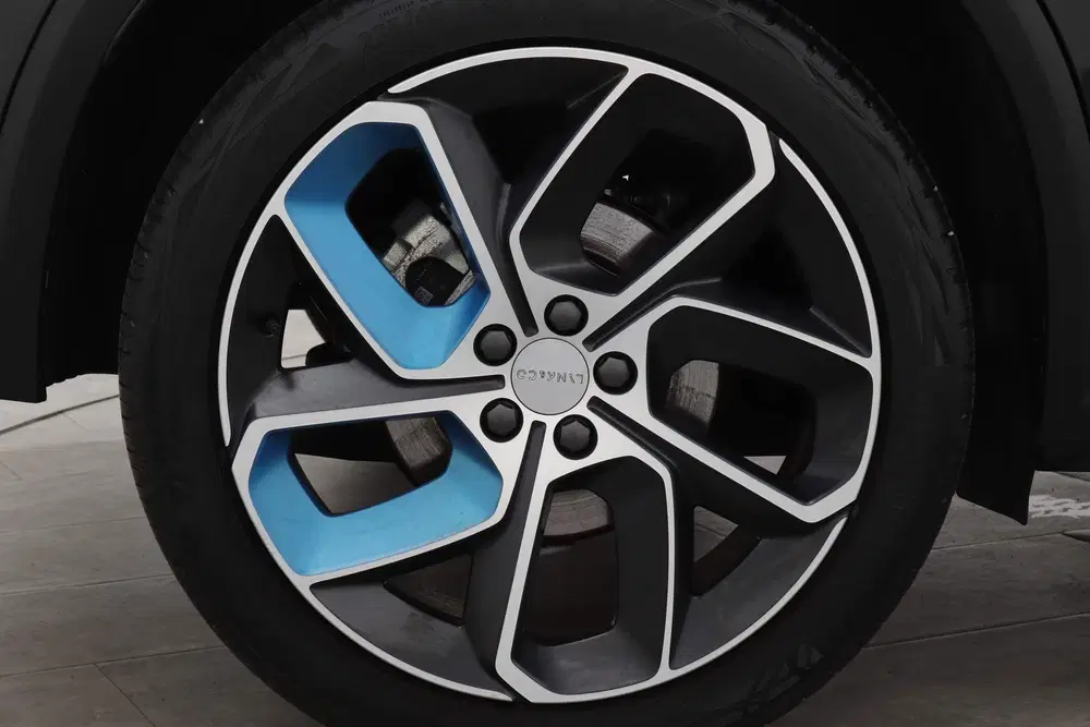 Lynk & Co 01 1.5 PLUG-IN HYBRID 261PK AUT7 SOH: 97 uit 2025, foto 13