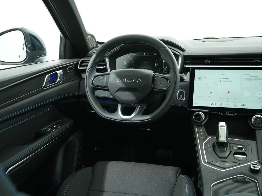 Lynk & Co 01 1.5 PLUG-IN HYBRID 261PK AUT7 SOH: 97 uit 2025, foto 14