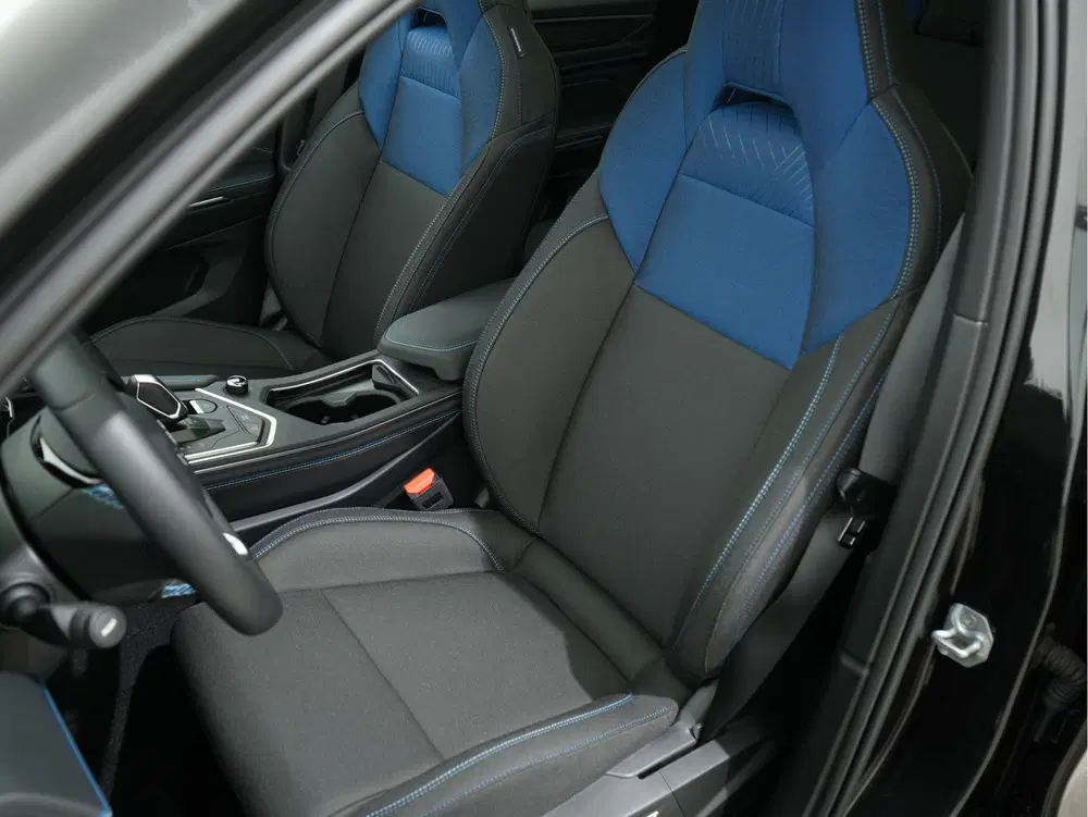 Lynk & Co 01 1.5 PLUG-IN HYBRID 261PK AUT7 SOH: 97 uit 2025, foto 4