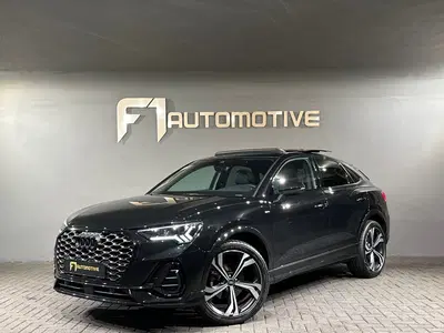 Audi Q3 35 TFSI 3x S Line Pano uit 2024