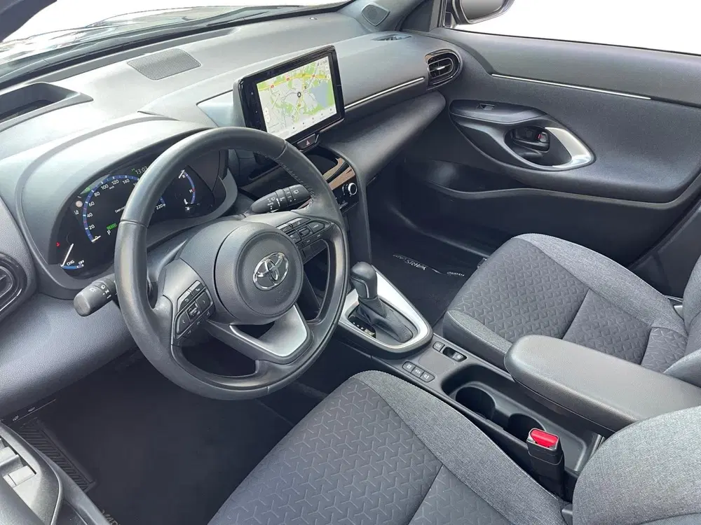 Toyota Yaris Cross 1.5 Hybrid Dynamic *Navi*Camera*Panoramad uit 2023, foto 12