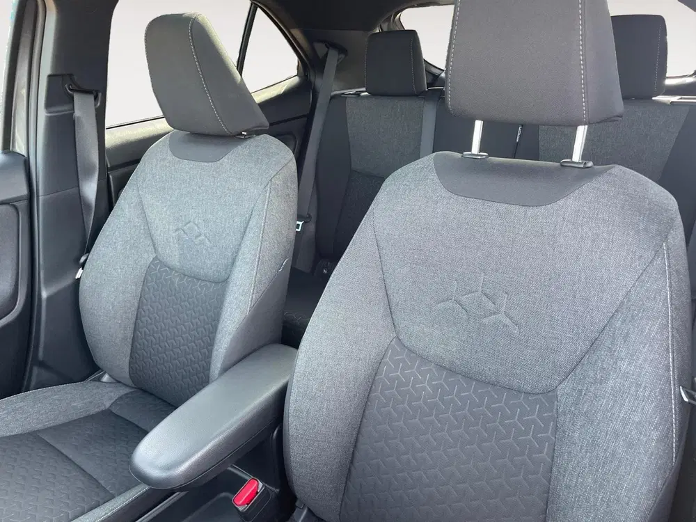 Toyota Yaris Cross 1.5 Hybrid Dynamic *Navi*Camera*Panoramad uit 2023, foto 9