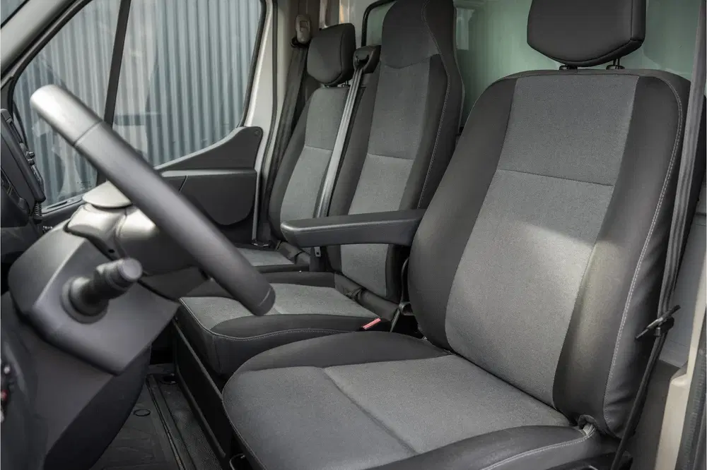 Renault Master 15.389 KM uit 2020, foto 11