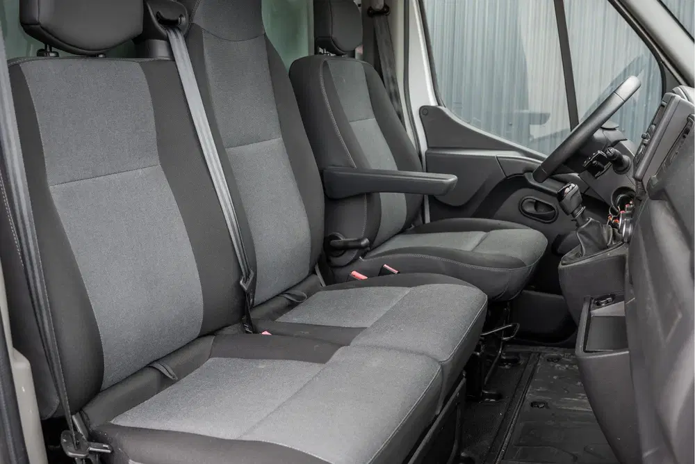 Renault Master 15.389 KM uit 2020, foto 12