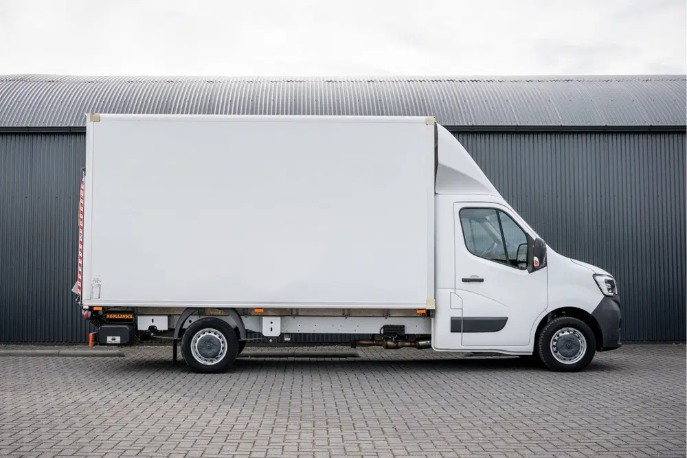 Renault Master 15.389 KM uit 2020, foto 6
