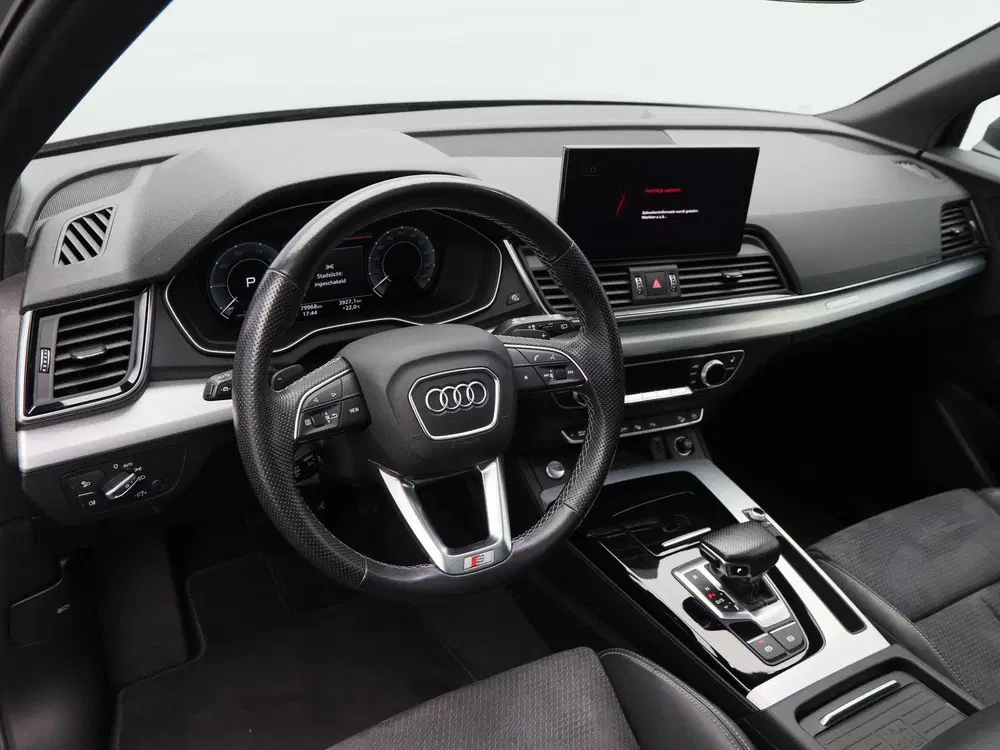 Audi Q5 55 TFSi 367 Pk e quattro Competition uit 2021, foto 4