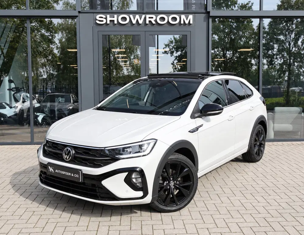 Volkswagen Taigo 1.5 TSI R-Line PANO KEYLESS CAM uit 2023