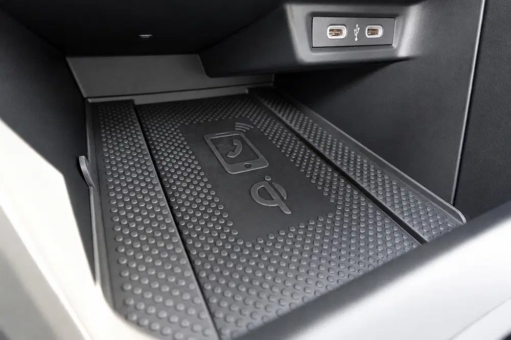 Volkswagen Taigo 1.5 TSI R-Line PANO KEYLESS CAM uit 2023, foto 11