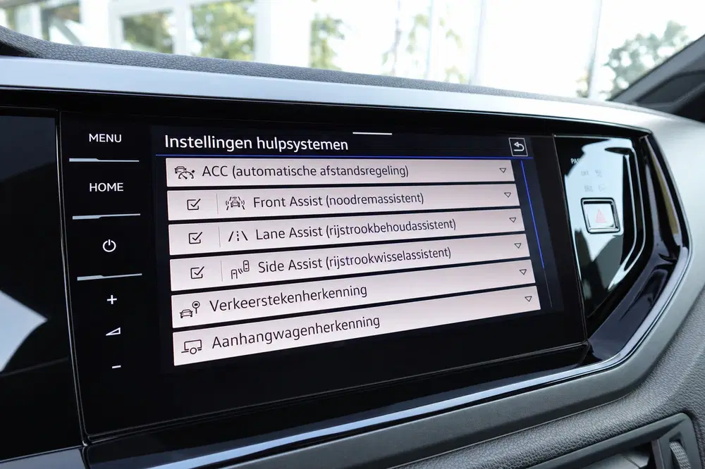 Volkswagen Taigo 1.5 TSI R-Line PANO KEYLESS CAM uit 2023, foto 15