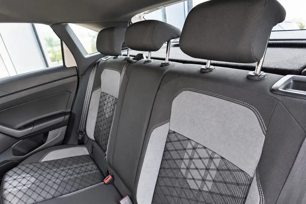 Volkswagen Taigo 1.5 TSI R-Line PANO KEYLESS CAM uit 2023, foto 7