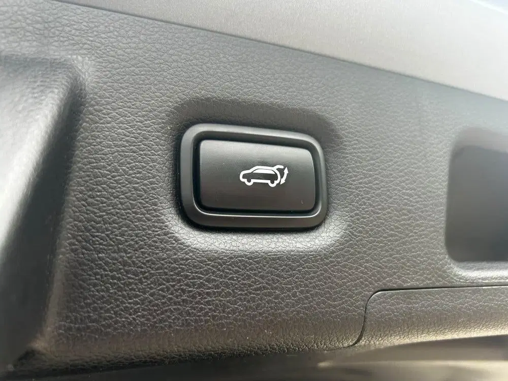 Hyundai SANTA FE 1.6 T-GDI HEV Premium Plus Sky 7p. uit 2023, foto 10
