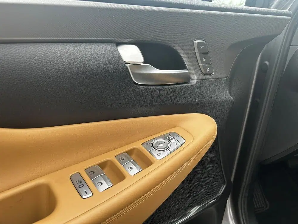Hyundai SANTA FE 1.6 T-GDI HEV Premium Plus Sky 7p. uit 2023, foto 15