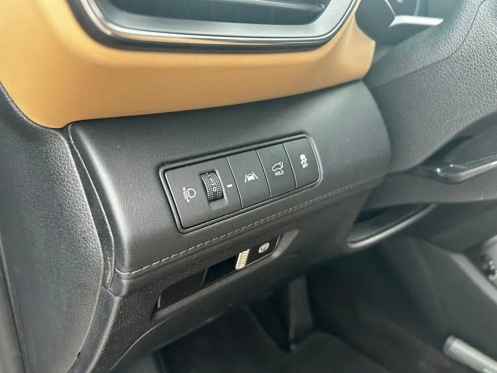 Hyundai SANTA FE 1.6 T-GDI HEV Premium Plus Sky 7p. uit 2023, foto 8