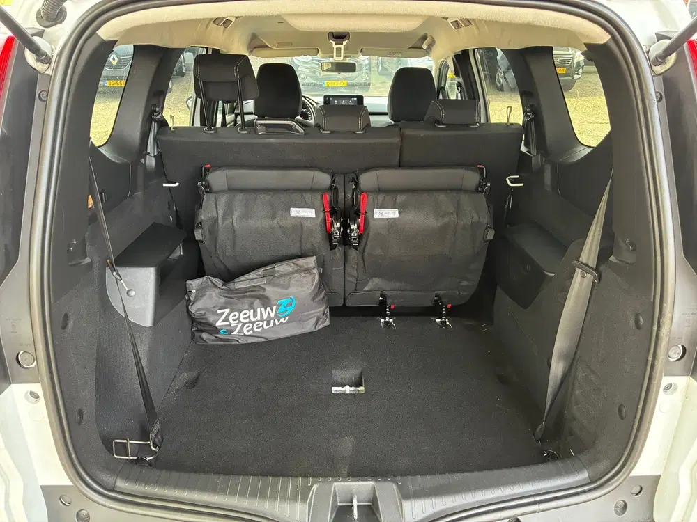 Dacia Jogger 1.0 TCe 110 7p. uit 2023, foto 11