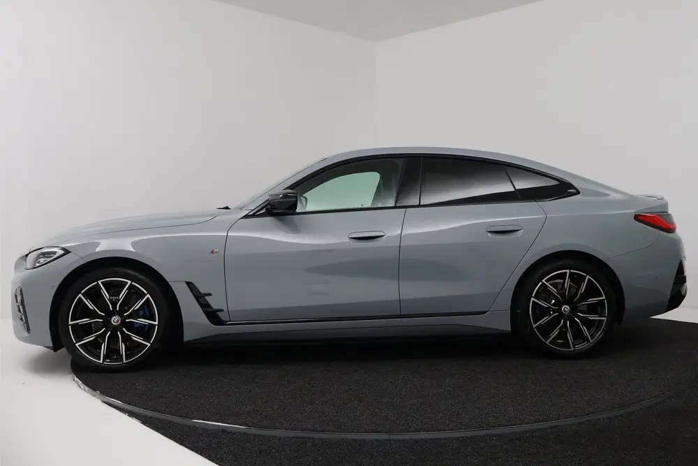BMW i4 M50 High Executive 84 kWh (STOELVERWARMING uit 2022, foto 2
