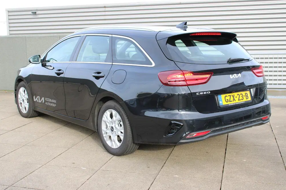 Kia Ceed 1.0 T-GDi DynamicLine Navigatie uit 2025, foto 5
