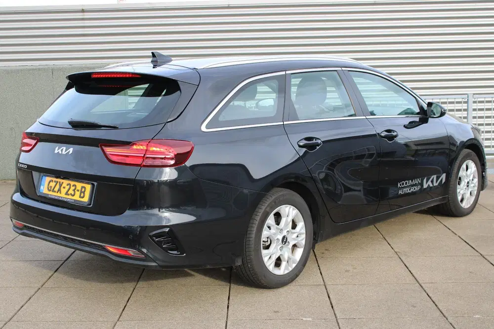 Kia Ceed 1.0 T-GDi DynamicLine Navigatie uit 2025, foto 7