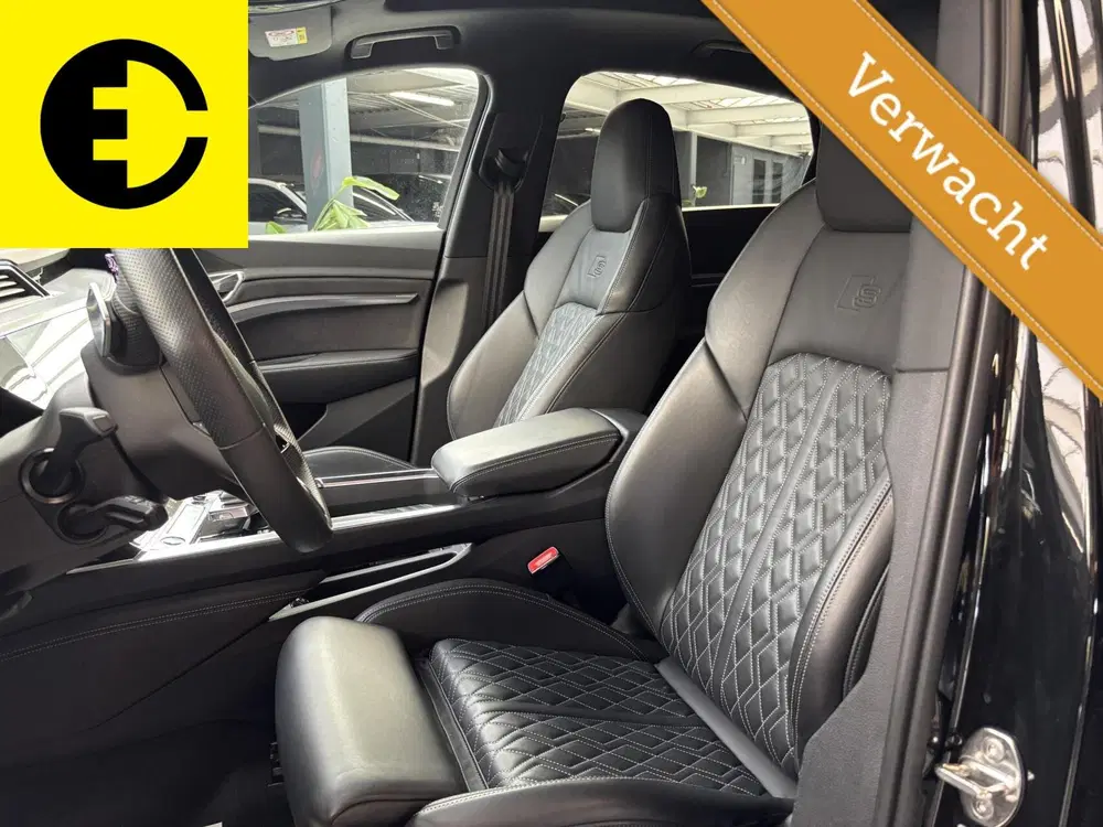Audi Q8 55 quattro S Edition 115 kWh uit 2023, foto 2