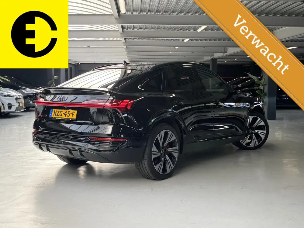 Audi Q8 55 quattro S Edition 115 kWh uit 2023, foto 7