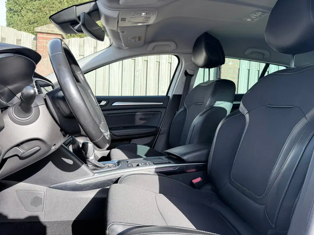 Renault Megane Mégane Estate 1.3 TCe 140 Techno STOELSTUU uit 2023, foto 12