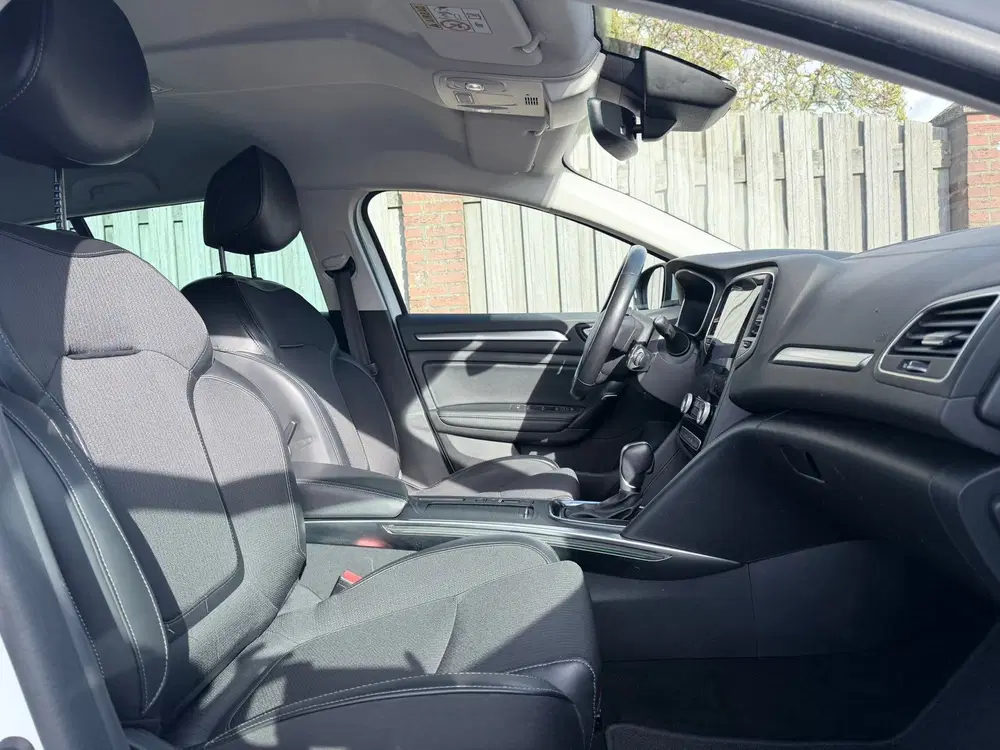 Renault Megane Mégane Estate 1.3 TCe 140 Techno STOELSTUU uit 2023, foto 15