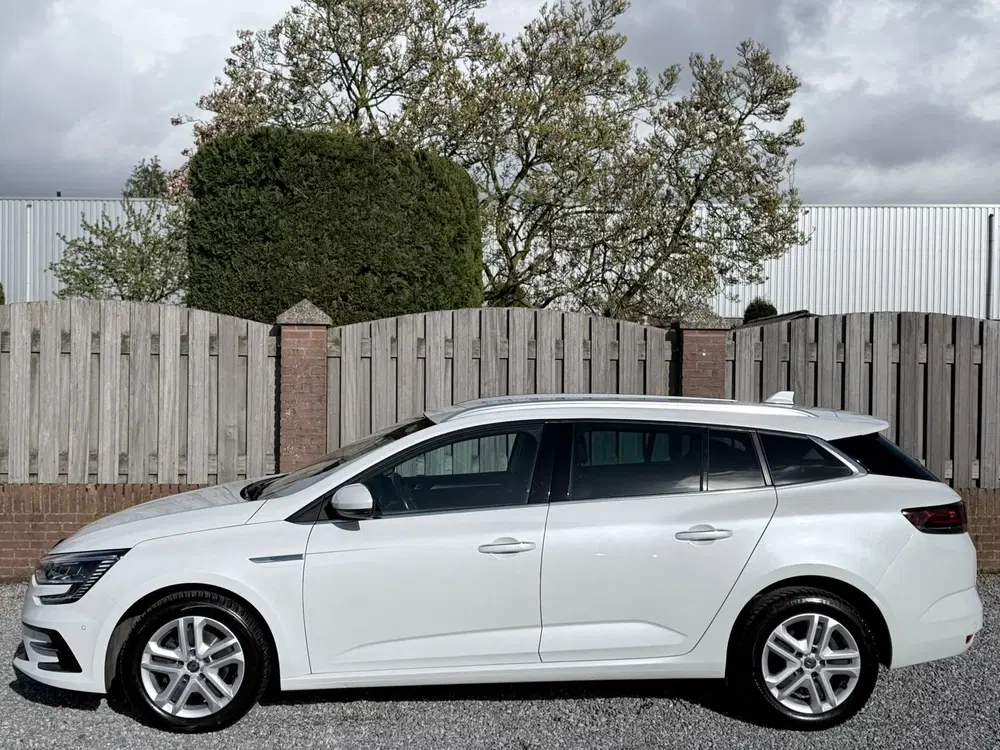 Renault Megane Mégane Estate 1.3 TCe 140 Techno STOELSTUU uit 2023, foto 3