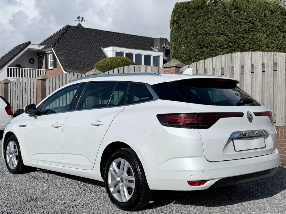 Renault Megane Mégane Estate 1.3 TCe 140 Techno STOELSTUU uit 2023, foto 4
