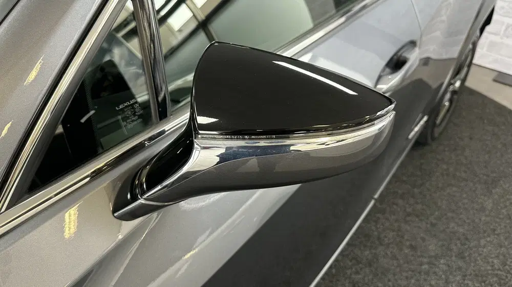 Lexus UX 250h First Edition Stoel uit 2019, foto 6