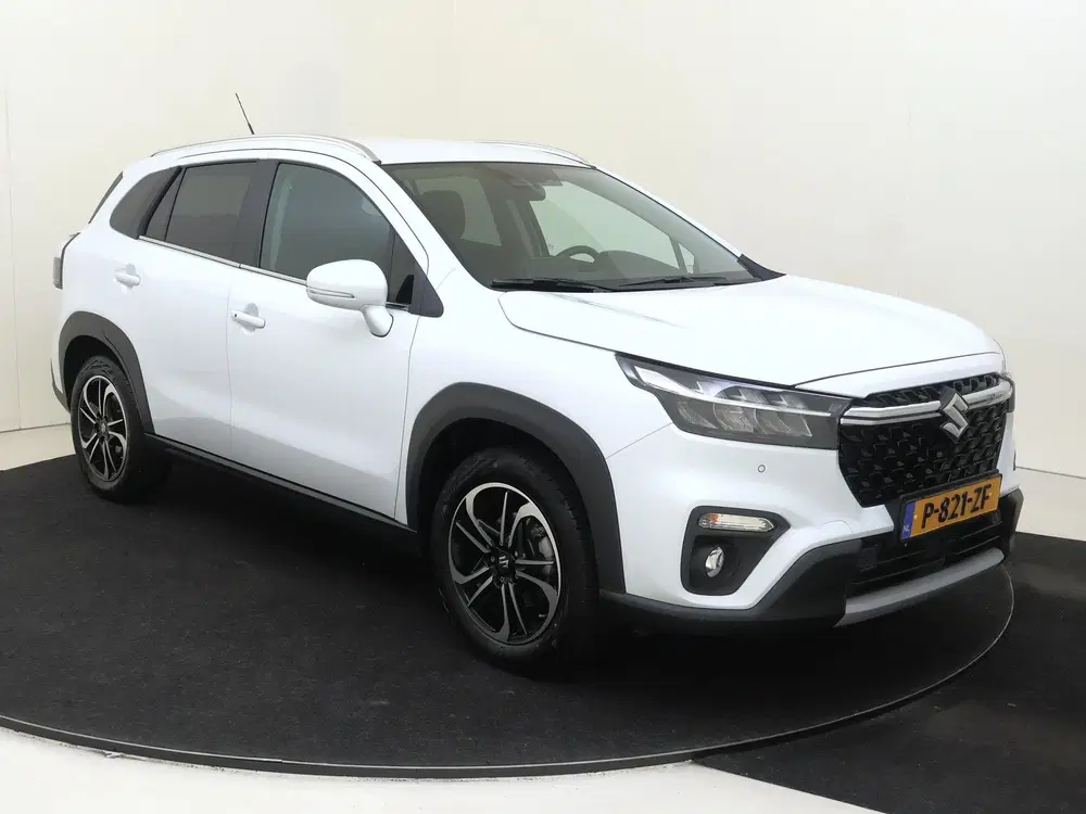 Suzuki S-Cross 1.4 Boosterjet Select Smart Hybrid 129PK uit 2022, foto 2