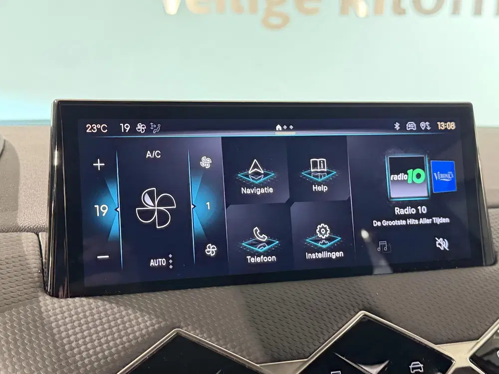 DS Automobiles DS 3 DS 3 1.2 Hybrid 145 Ligne Business uit 2026, foto 12