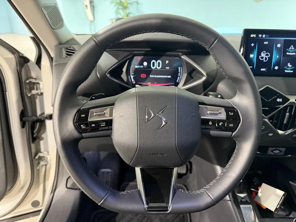 DS Automobiles DS 3 DS 3 1.2 Hybrid 145 Ligne Business uit 2026, foto 5