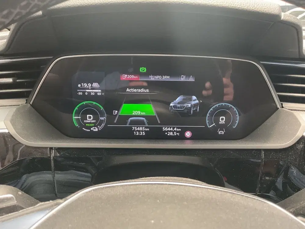 Audi Q8 e-tron 50 quattro Advanced Edition 95 kWh uit 2023, foto 9