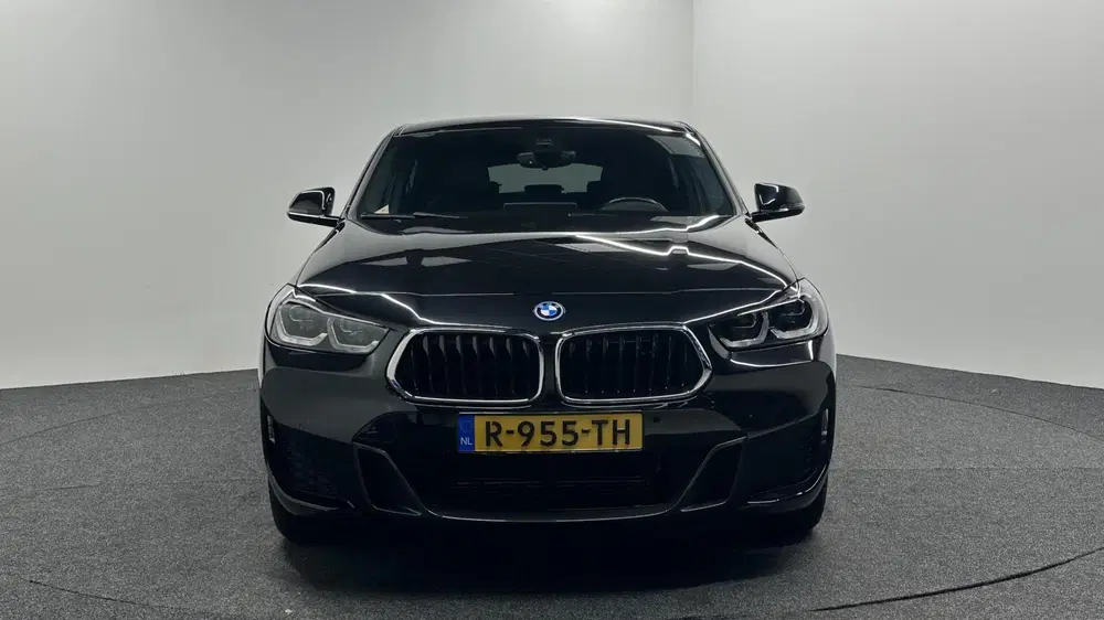 BMW X2 xDrive25e High Executive M-Sport uit 2022, foto 6