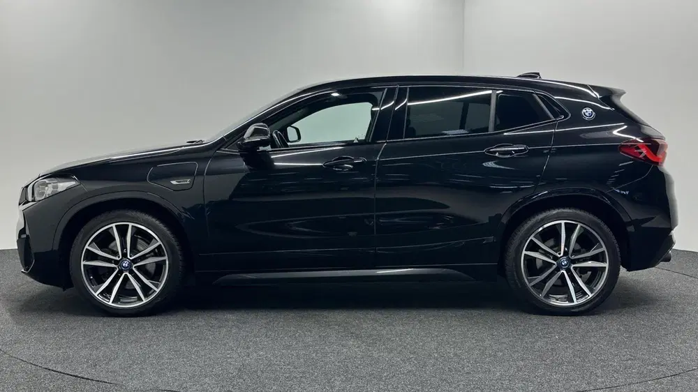 BMW X2 xDrive25e High Executive M-Sport uit 2022, foto 8
