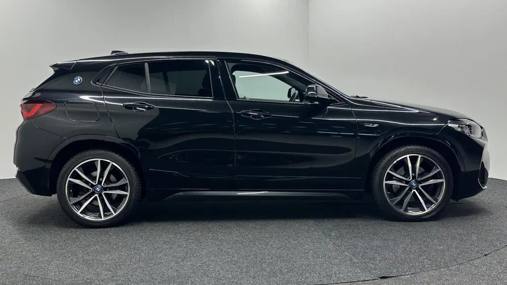 BMW X2 xDrive25e High Executive M-Sport uit 2022, foto 9