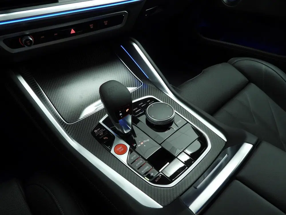 BMW XM PHEV 50e 30 kWh Trekhaak Pakket uit 2026, foto 14