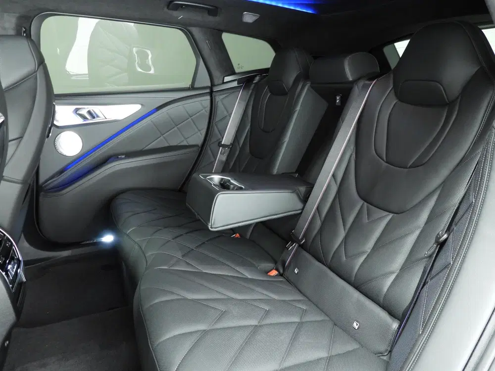 BMW XM PHEV 50e 30 kWh Trekhaak Pakket uit 2026, foto 6