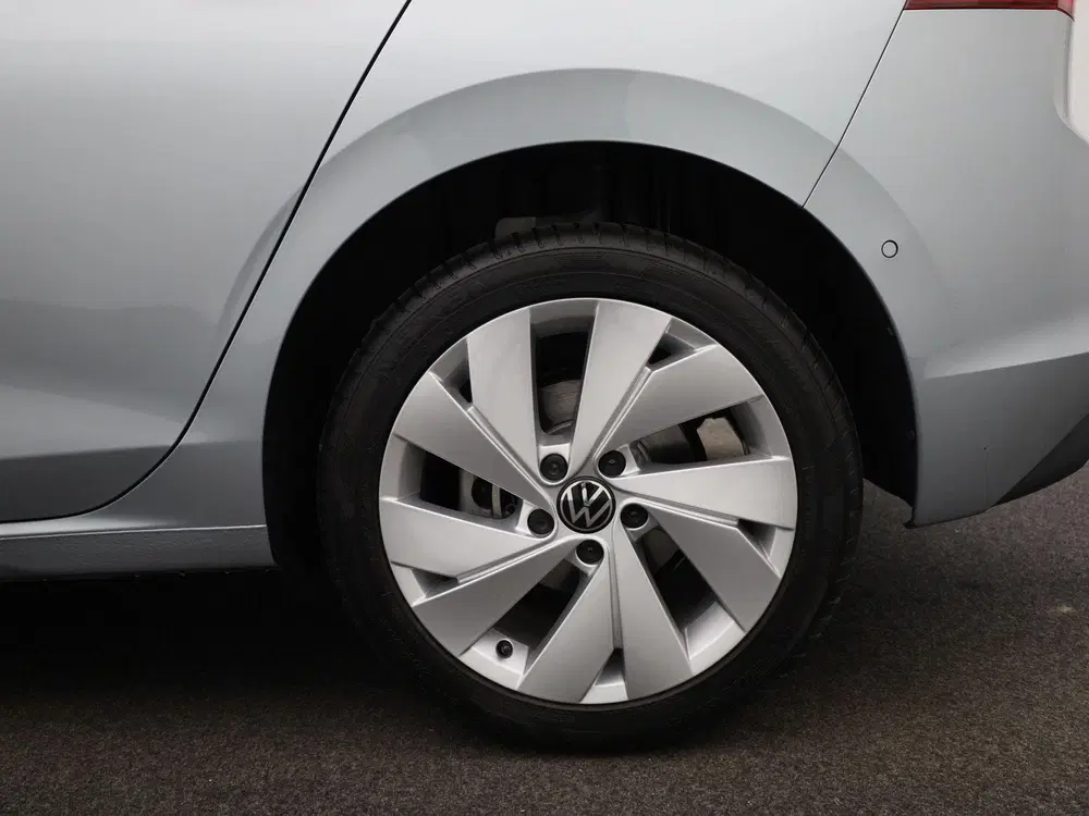 Volkswagen Golf 1.5 eHybrid Life Edition uit 2025, foto 13