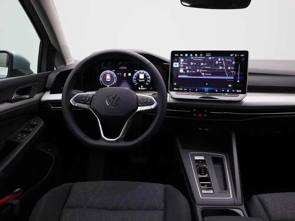 Volkswagen Golf 1.5 eHybrid Life Edition uit 2025, foto 7