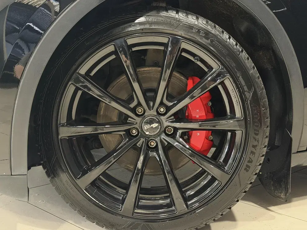 Tesla Model Y Performance AWD 75 kWh uit 2023, foto 12