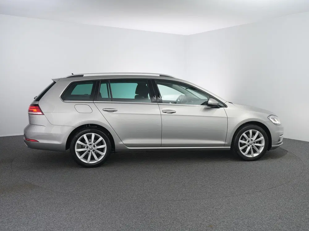 Volkswagen Golf 1.5 TSI Highline Business R uit 2019, foto 14