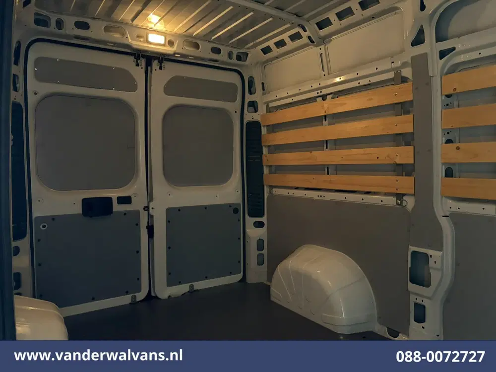 Opel Movano 2.2D 120pk L2H2 Euro6 Airco uit 2023, foto 11