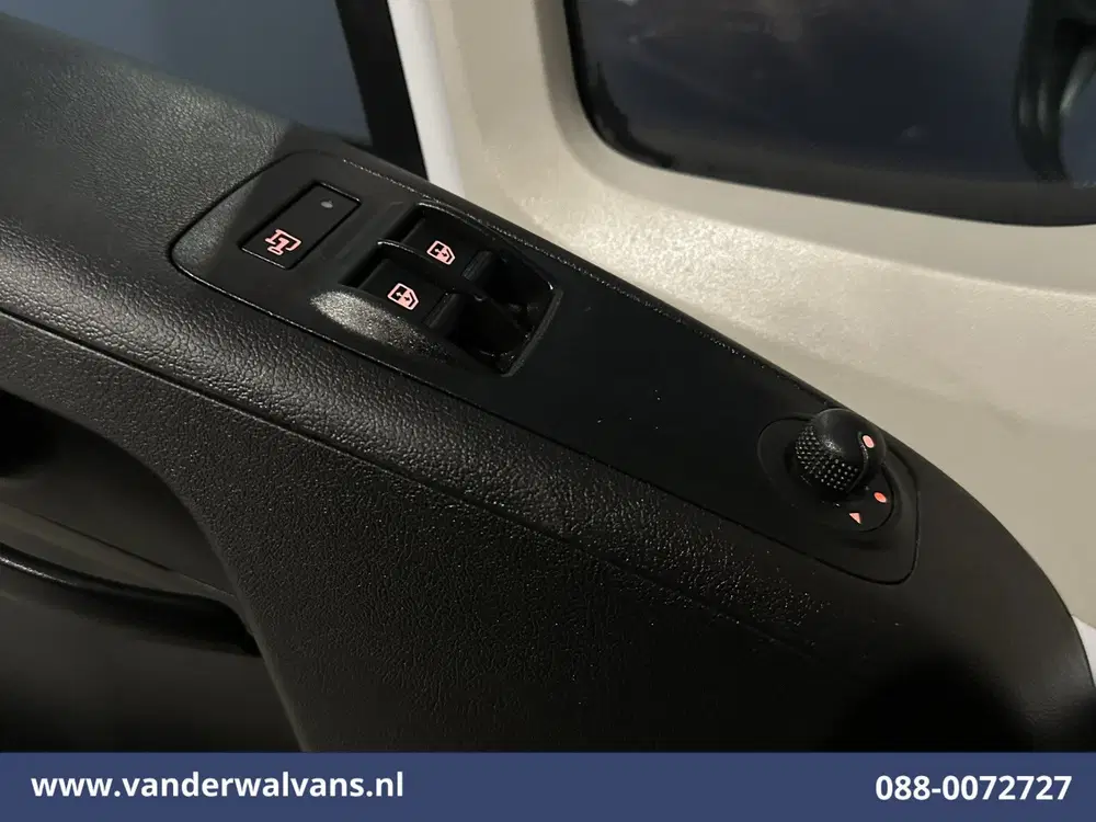 Opel Movano 2.2D 120pk L2H2 Euro6 Airco uit 2023, foto 15