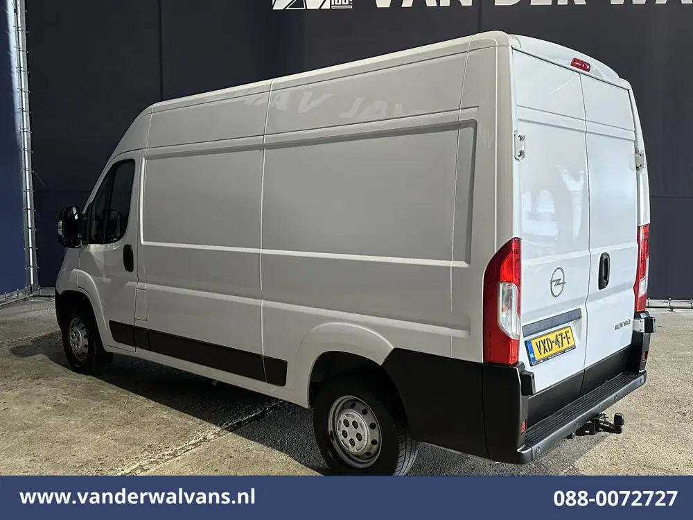 Opel Movano 2.2D 120pk L2H2 Euro6 Airco uit 2023, foto 2