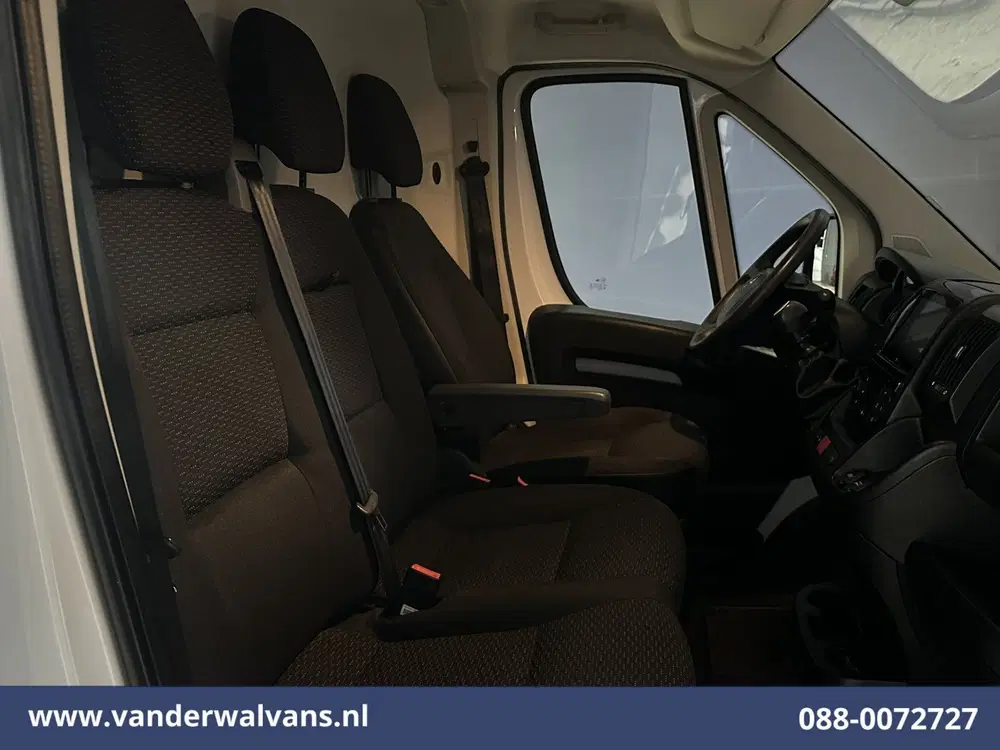 Opel Movano 2.2D 120pk L2H2 Euro6 Airco uit 2023, foto 6
