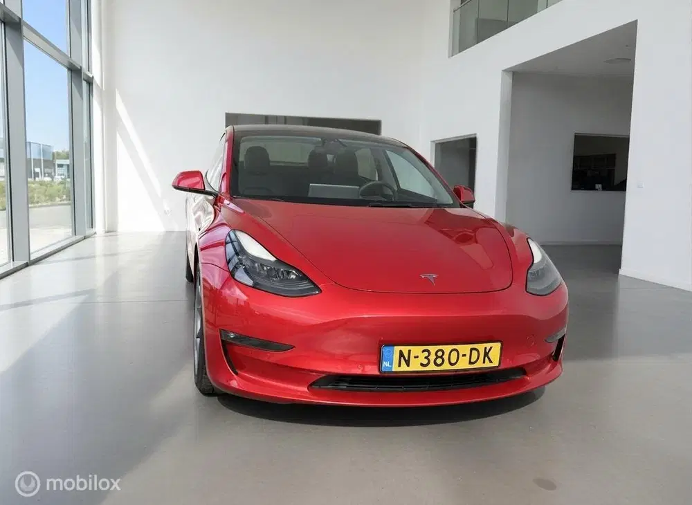 Tesla Model 3 Long Range AWD 75 kWh uit 2021, foto 10