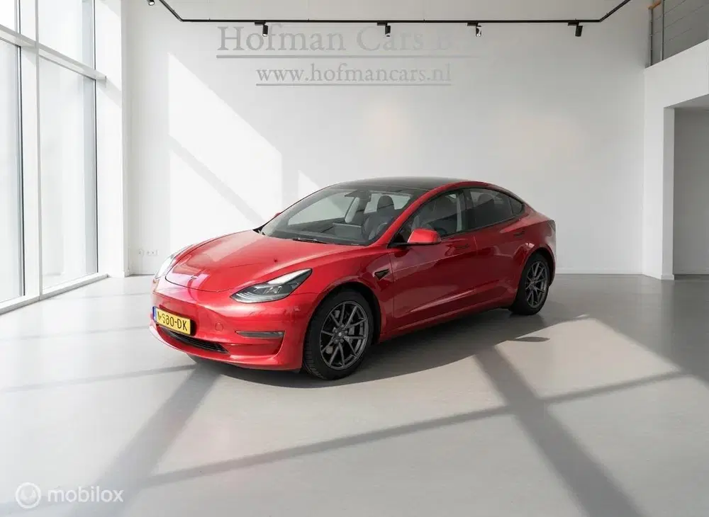 Tesla Model 3 Long Range AWD 75 kWh uit 2021, foto 3